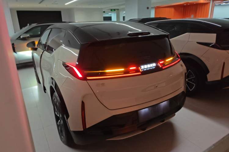 Used Zeekr X 2025 Four-Seater Rear-Drive Cube Version Exterior 2