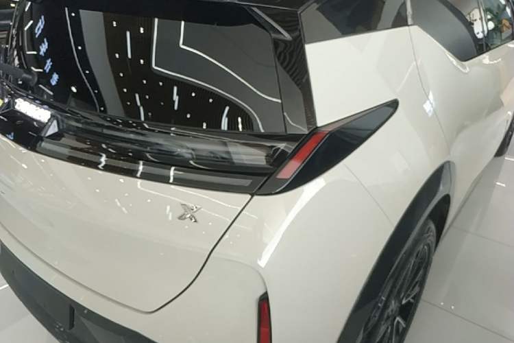 Used Zeekr X 2025 Four-Seater Rear-Drive Cube Version Exterior 3
