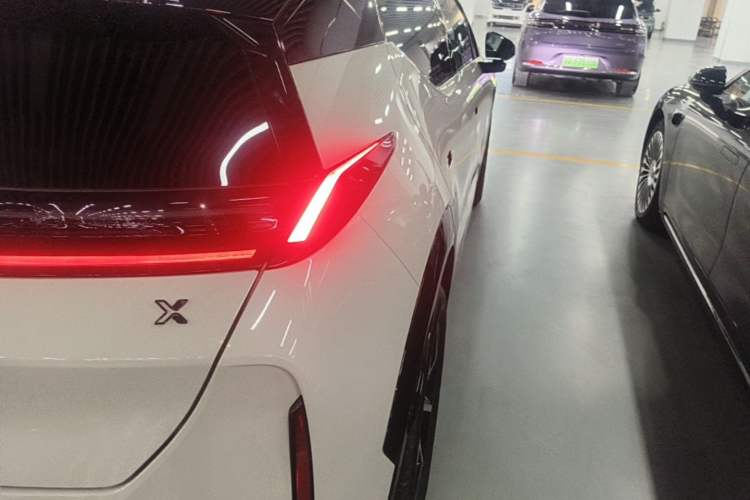 Used Zeekr X 2025 5-Seater Rear-Drive Version Exterior 3