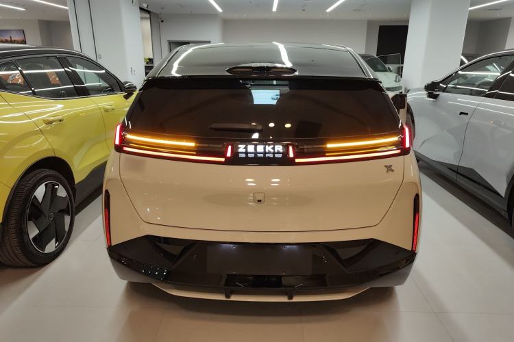 Used Zeekr X 2025 Four-Seater Rear-Drive Cube Version Exterior 4