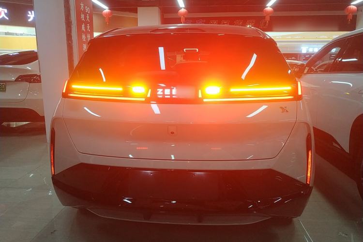 Used Zeekr X 2025 Four-Seater Rear-Drive Cube Version Exterior 4
