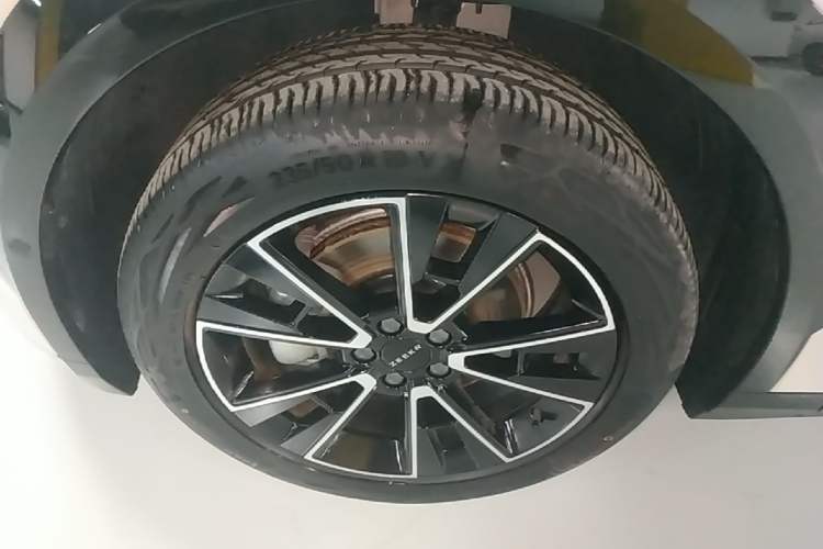 Used Zeekr X 2025 Four-Seater Rear-Drive Cube Version Exterior 4
