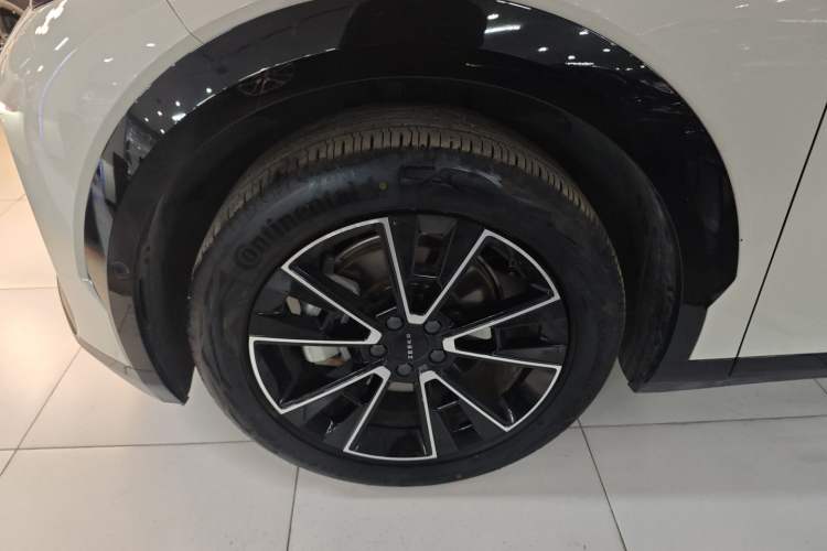 Used Zeekr X 2025 Four-Seater Rear-Drive Cube Version Exterior 4