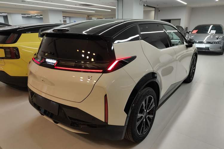 Used Zeekr X 2025 Four-Seater Rear-Drive Cube Version Exterior 5