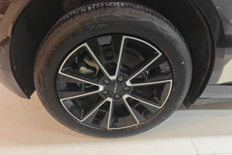 Used Zeekr X 2025 5-Seater Long-Range Version Exterior 5