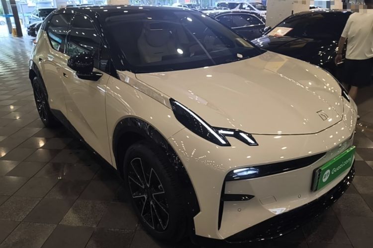 Used Zeekr X 2025 5-Seater Long-Range Version Front Right 45 Deg
