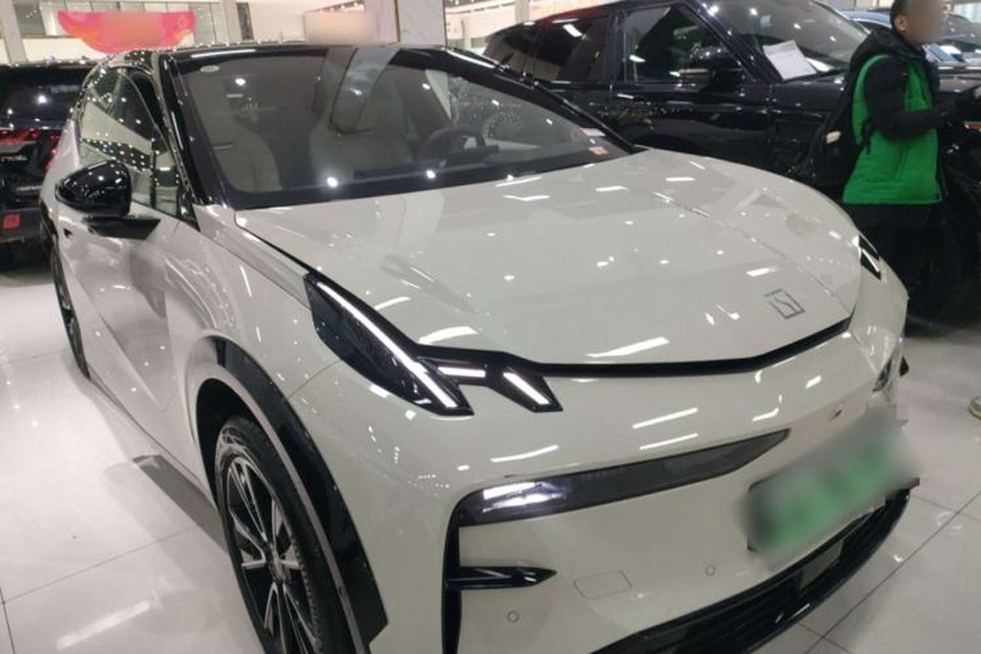 Used Zeekr X 2025 5-Seater Long-Range Version Front Right 45 Deg
