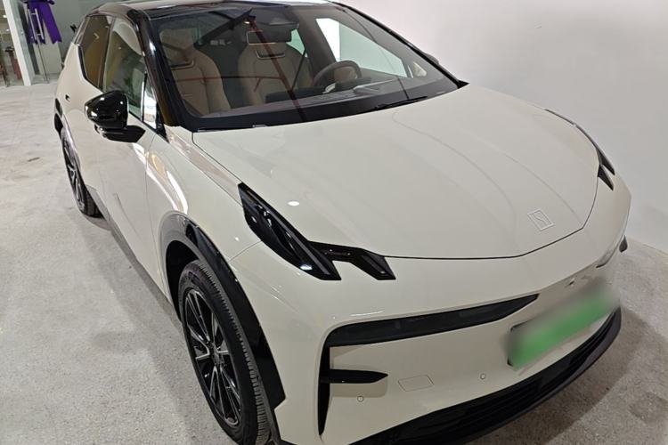 Used Zeekr X 2025 5-Seater Long-Range Version Front Right 45 Deg