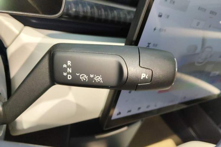 Used Zeekr X 2025 Four-Seater Rear-Drive Cube Version Gear Lever
