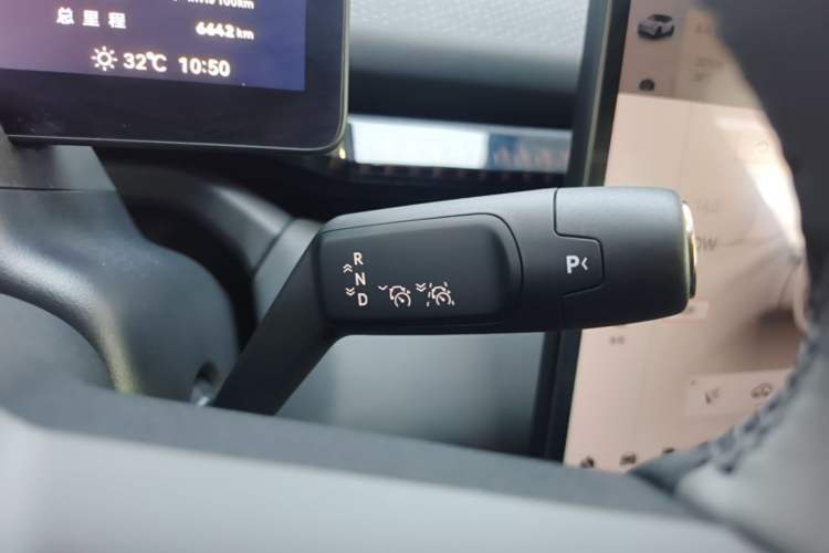 Used Zeekr X 2025 Four-Seater Rear-Drive Cube Version Gear Lever