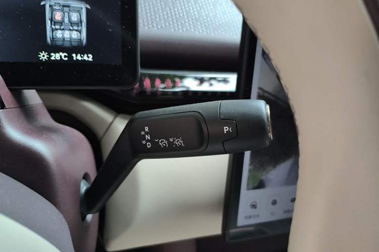 Used Zeekr X 2025 5-Seater Rear-Drive Version Gear Lever