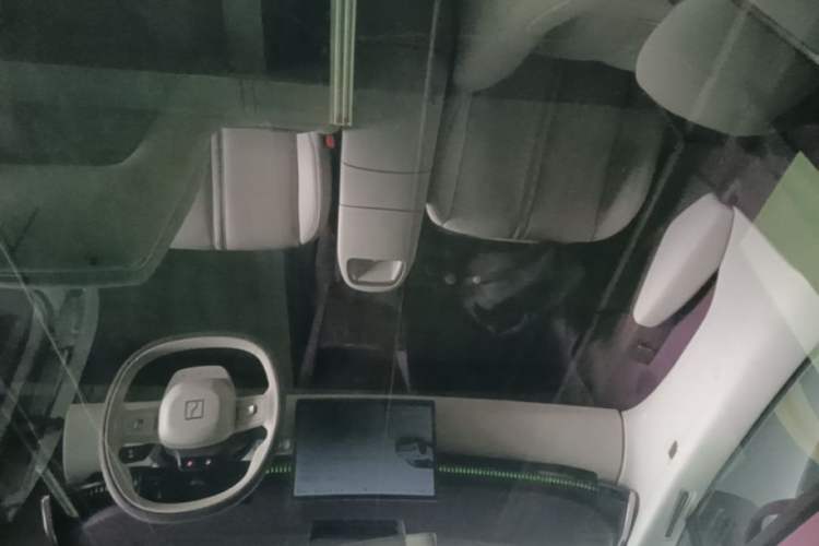 Used Zeekr X 2025 Four-Seater Rear-Drive Cube Version Headliner