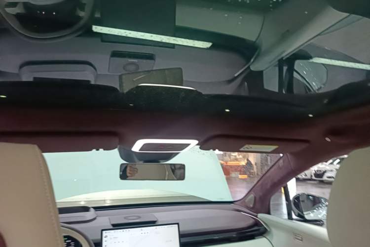 Used Zeekr X 2025 Four-Seater Rear-Drive Cube Version Headliner
