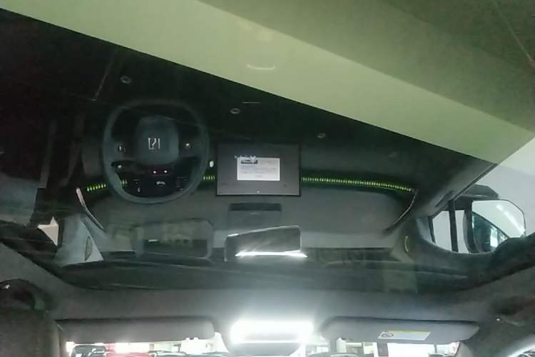 Used Zeekr X 2025 Four-Seater Rear-Drive Cube Version Headliner