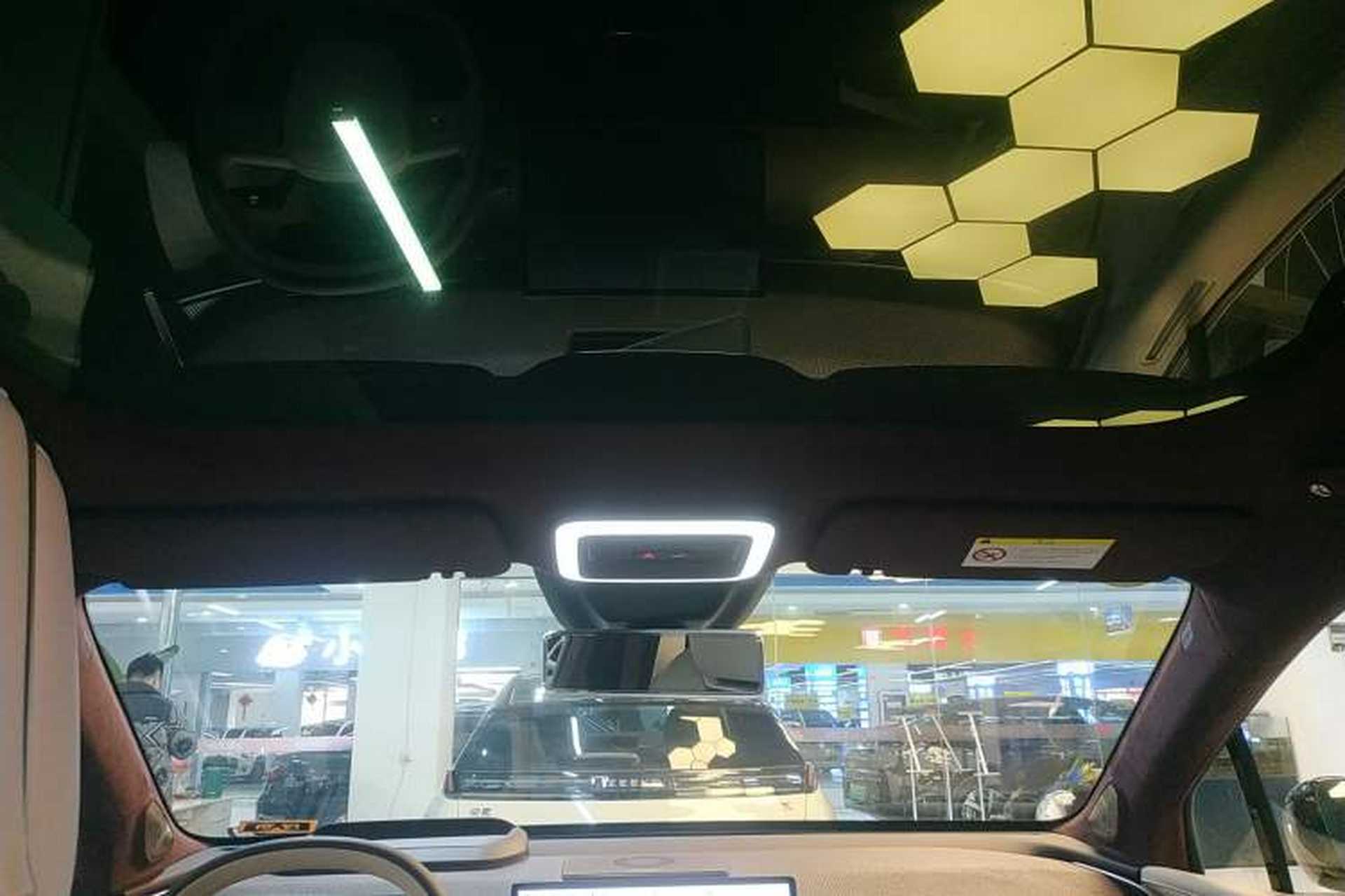Used Zeekr X 2025 Four-Seater Rear-Drive Cube Version Headliner