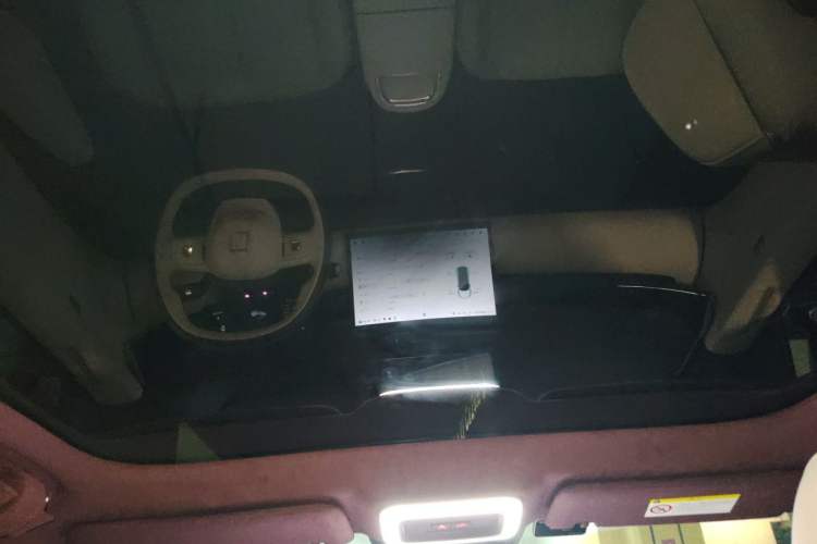 Used Zeekr X 2025 Four-Seater Rear-Drive Cube Version Headliner