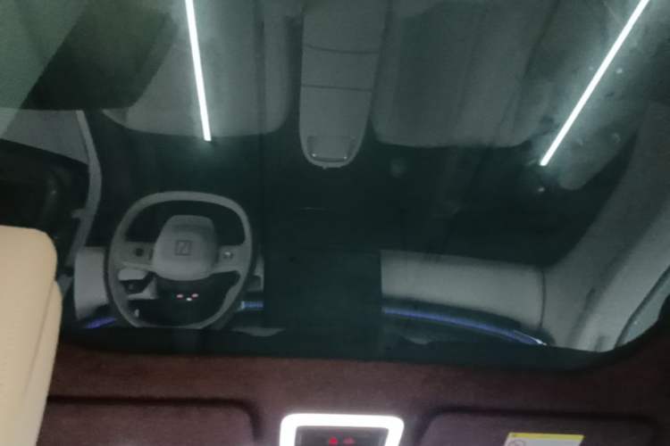 Used Zeekr X 2025 Four-Seater Rear-Drive Cube Version Headliner