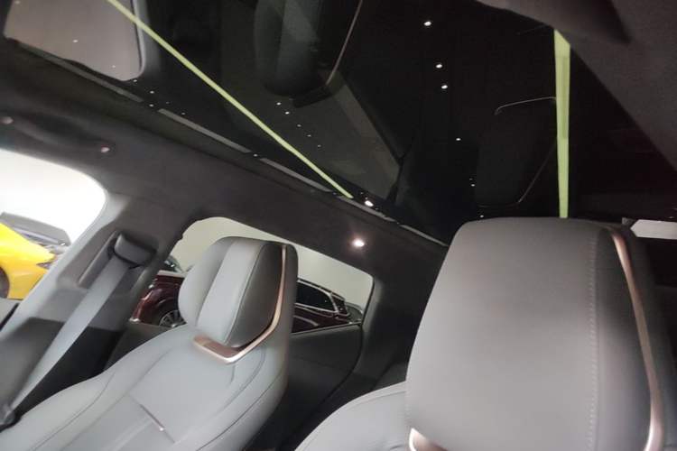 Used Zeekr X 2025 Four-Seater Rear-Drive Cube Version Headliner