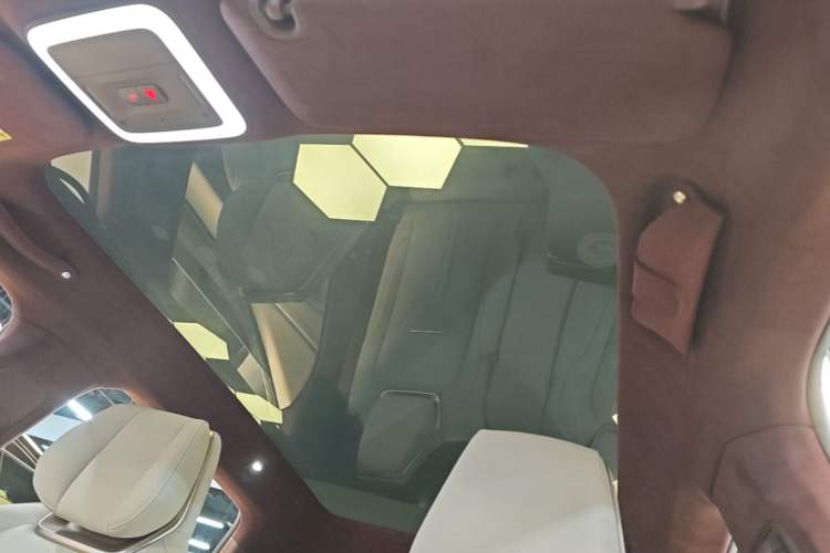 Used Zeekr X 2025 Four-Seater Rear-Drive Cube Version Headliner
