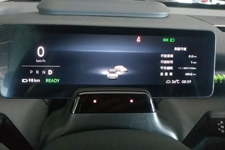 Used Zeekr X 2025 Four-Seater Rear-Drive Cube Version Instrument Cluster