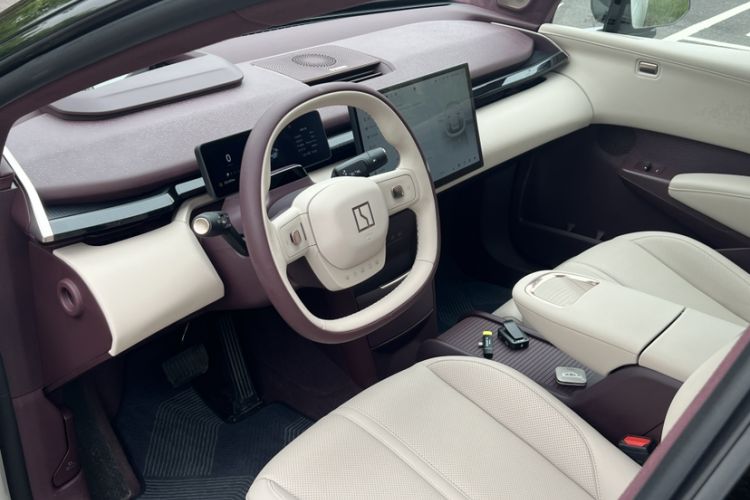 Used Zeekr X 2025 Four-Seater Rear-Drive Cube Version Interior 1