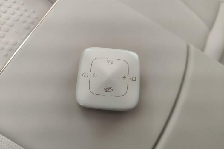 Used Zeekr X 2025 Four-Seater Rear-Drive Cube Version Interior 1