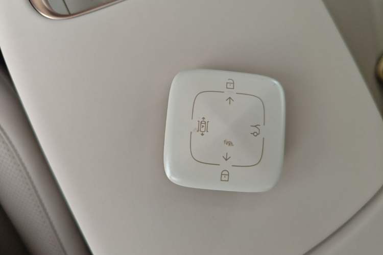 Used Zeekr X 2025 5-Seater Long-Range Version Interior 1