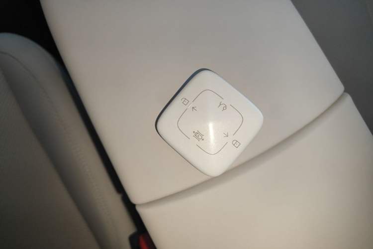 Used Zeekr X 2025 Four-Seater Rear-Drive Cube Version Interior 1