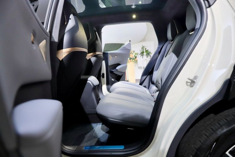 Used Zeekr X 2025 Four-Seater Rear-Drive Cube Version Interior 11