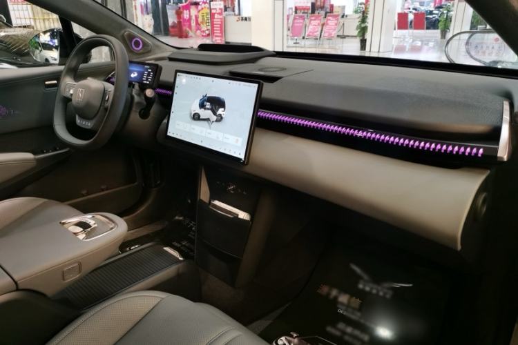 Used Zeekr X 2025 Four-Seater Rear-Drive Cube Version Interior 2