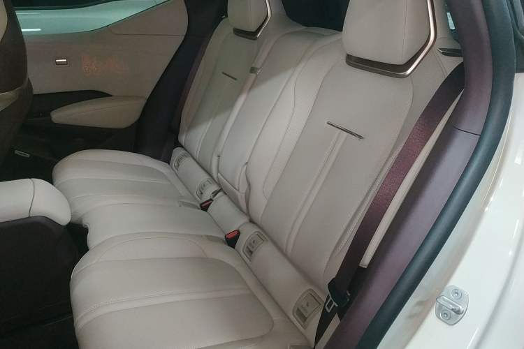 Used Zeekr X 2025 Four-Seater Rear-Drive Cube Version Interior 4
