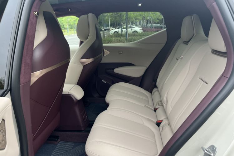 Used Zeekr X 2025 Four-Seater Rear-Drive Cube Version Interior 4