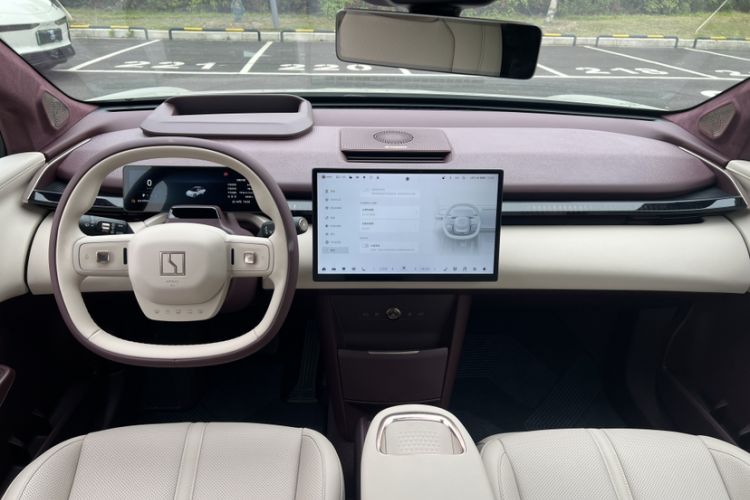 Used Zeekr X 2025 Four-Seater Rear-Drive Cube Version Interior 4
