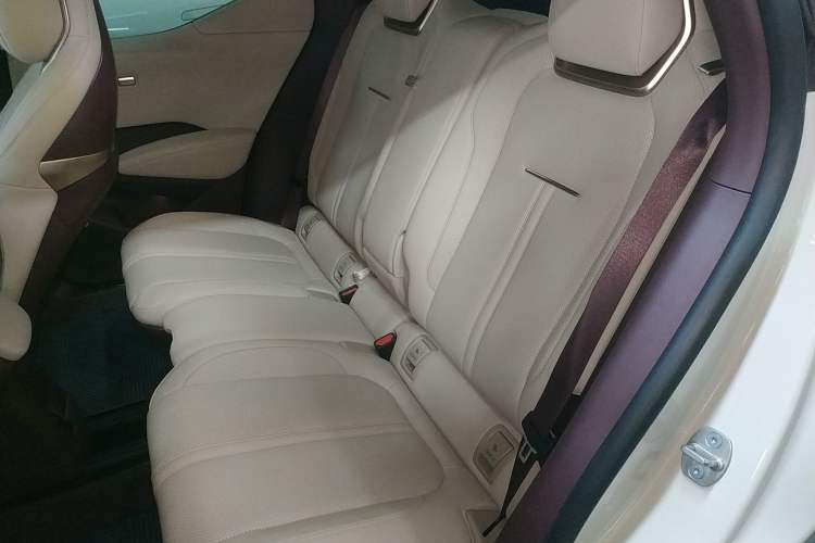 Used Zeekr X 2025 Four-Seater Rear-Drive Cube Version Interior 4