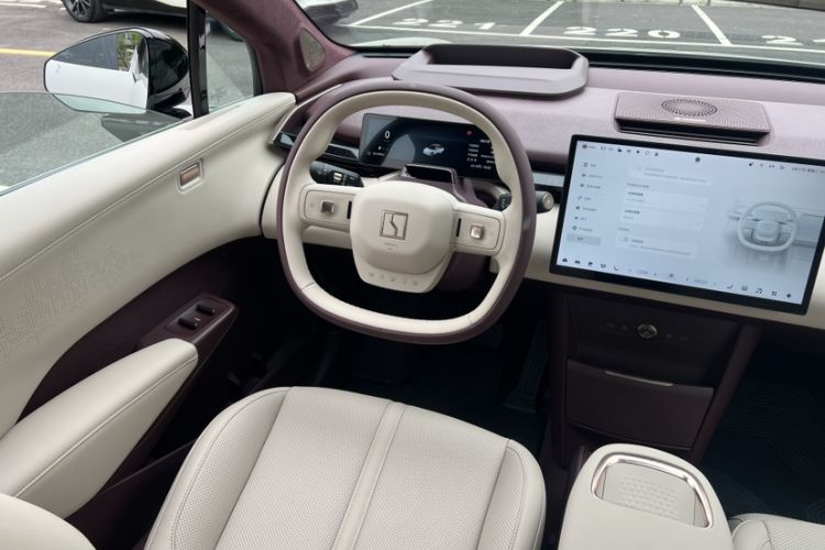 Used Zeekr X 2025 Four-Seater Rear-Drive Cube Version Interior 6