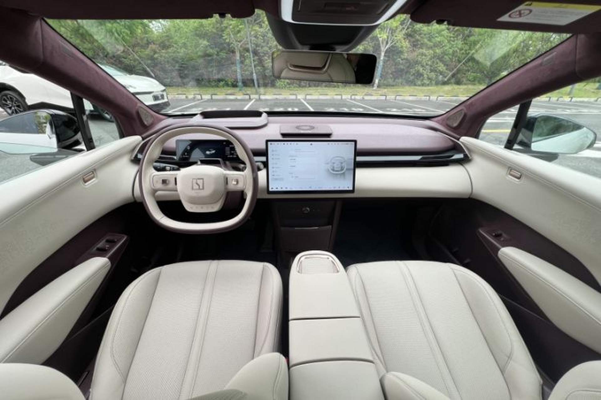 Used Zeekr X 2025 Four-Seater Rear-Drive Cube Version Interior 7