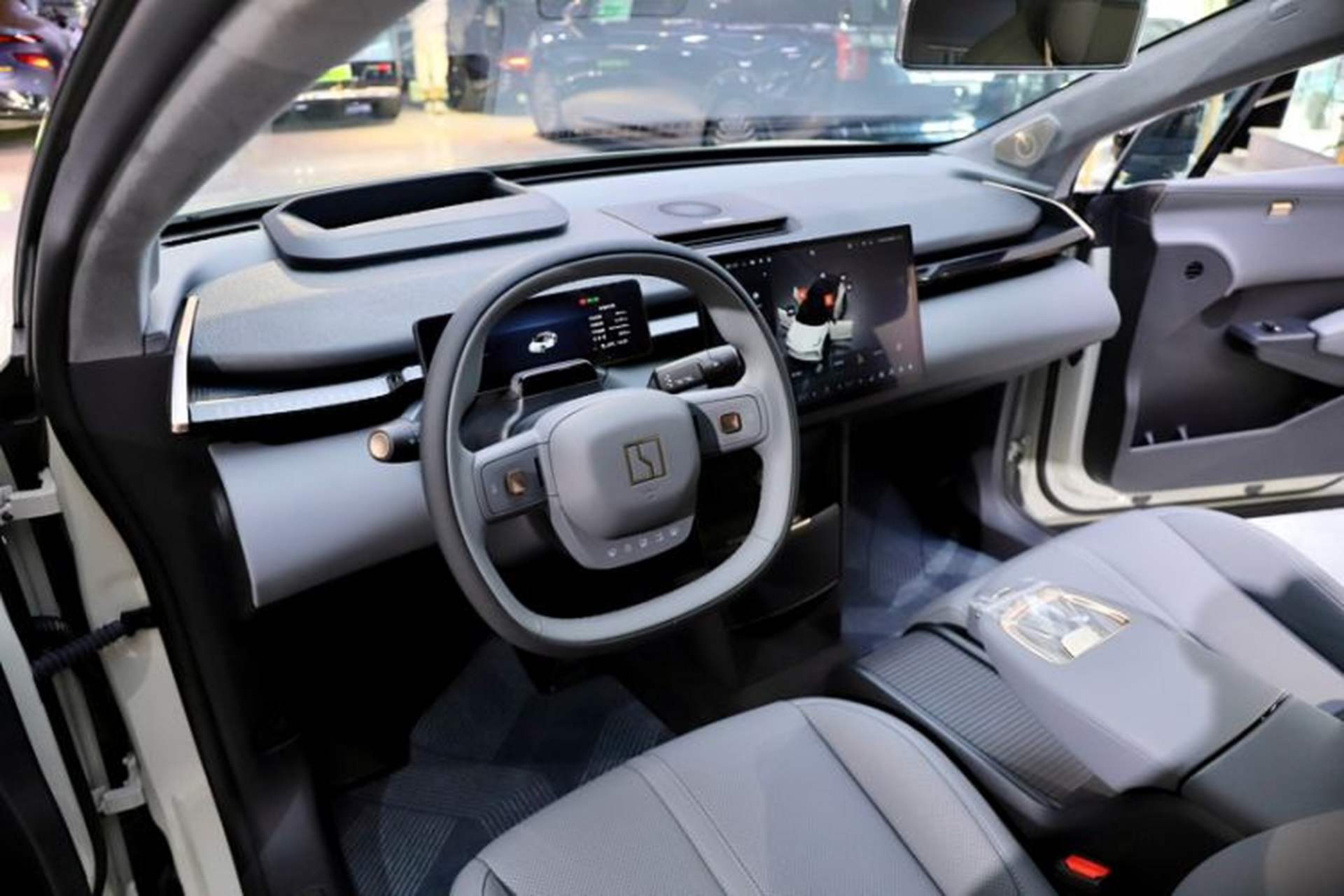 Used Zeekr X 2025 Four-Seater Rear-Drive Cube Version Interior 7