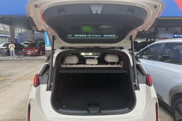 Used Zeekr X 2025 5-Seater Long-Range Version Interior 8