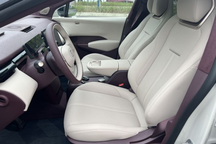 Used Zeekr X 2025 Four-Seater Rear-Drive Cube Version Interior 8