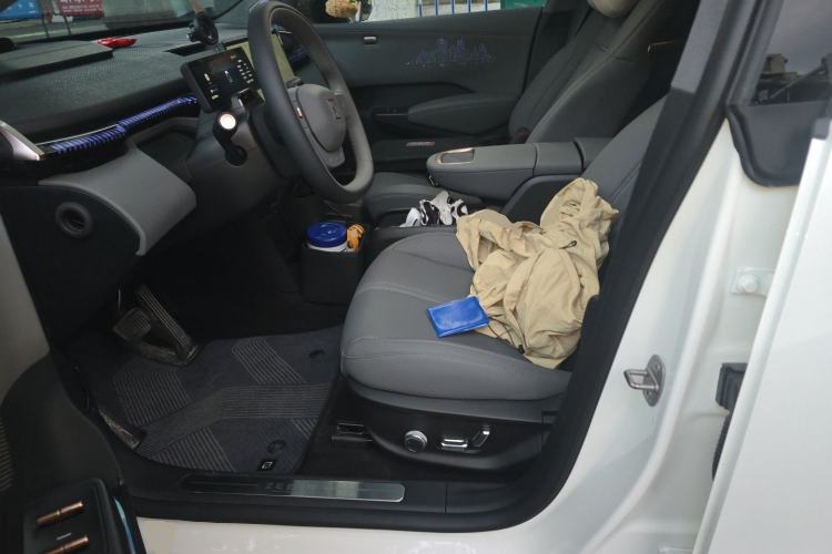 Used Zeekr X 2025 Four-Seater Rear-Drive Cube Version Left Front Seat
