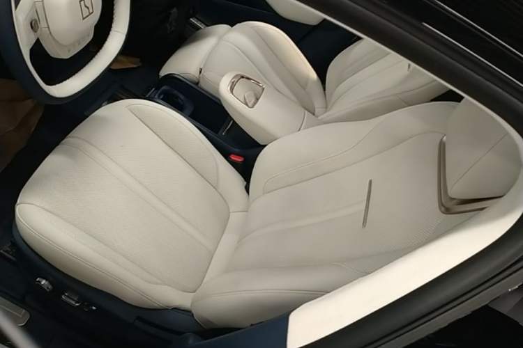 Used Zeekr X 2025 Four-Seater Rear-Drive Cube Version Left Front Seat