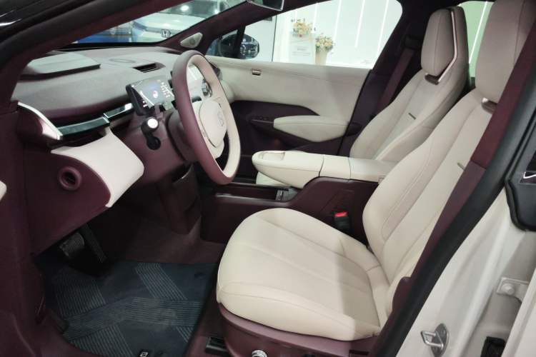 Used Zeekr X 2025 5-Seater Rear-Drive Version Left Front Seat