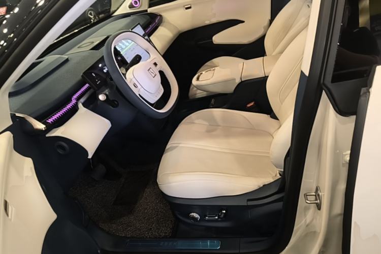 Used Zeekr X 2025 5-Seater Long-Range Version Left Front Seat