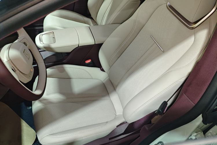 Used Zeekr X 2025 5-Seater Long-Range Version Left Front Seat