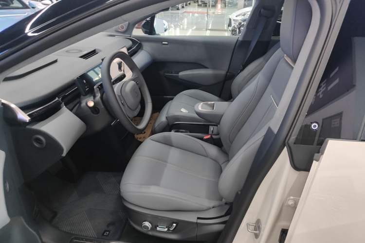 Used Zeekr X 2025 Four-Seater Rear-Drive Cube Version Left Front Seat