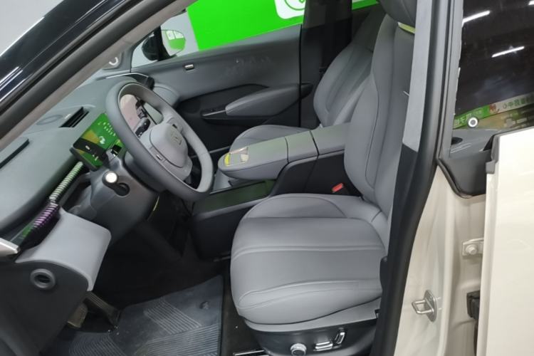 Used Zeekr X 2025 Four-Seater Rear-Drive Cube Version Left Front Seat