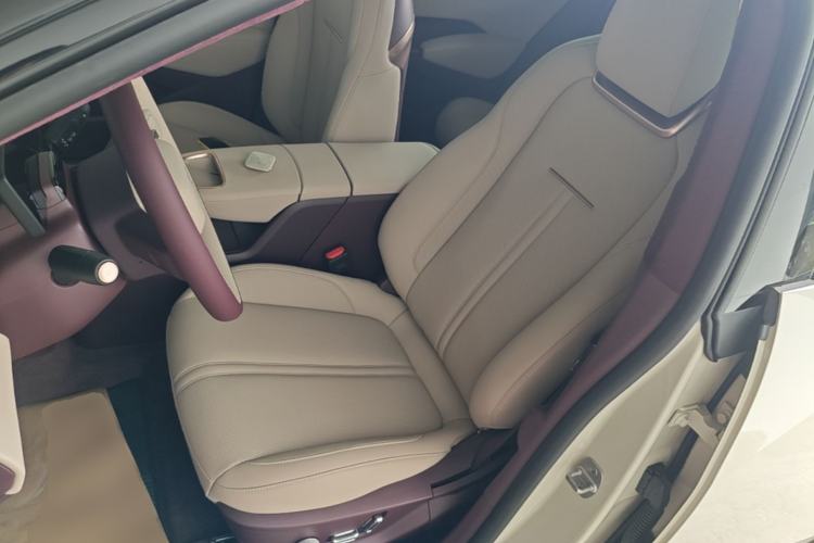 Used Zeekr X 2025 5-Seater Long-Range Version Left Front Seat