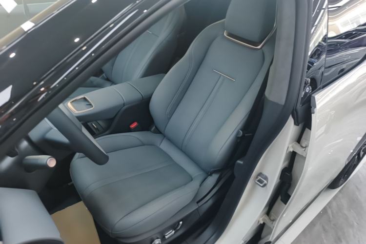 Used Zeekr X 2025 Four-Seater Rear-Drive Cube Version Left Front Seat