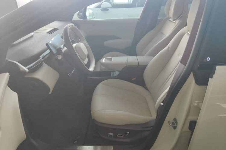 Used Zeekr X 2025 Four-Seater Rear-Drive Cube Version Left Front Seat