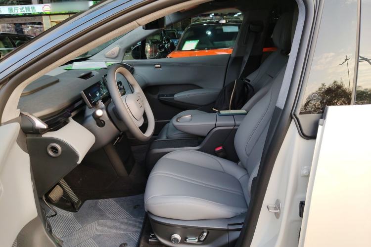 Used Zeekr X 2025 Four-Seater Rear-Drive Cube Version Left Front Seat